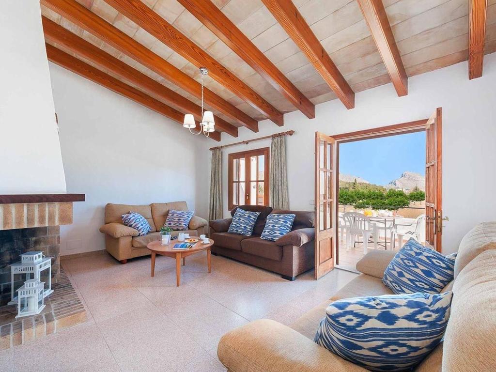 Holiday Home Villa mit 6 Schlafzimmern in Gehweite zu Port Pollensa by Interhome - 2