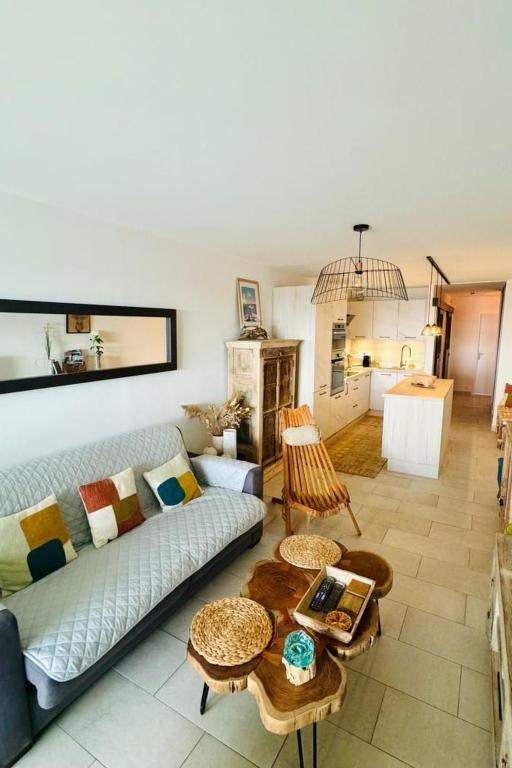 Apartment Wunderschöne renovierte Wohnung mit vollem Meerb by Interhome - 4