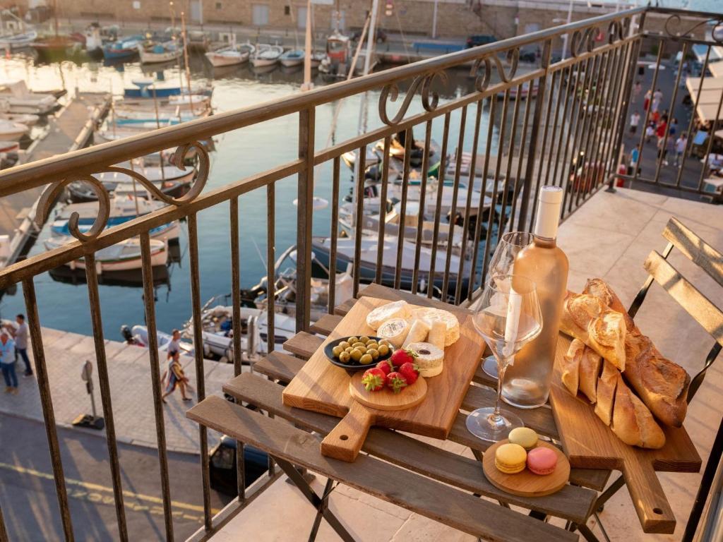 Apartment Wunderschöne Wohnung mit Balkon am Hafen by Interhome - 2