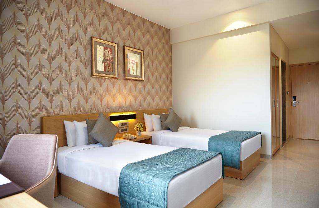 Click Hotel Junagadh photo