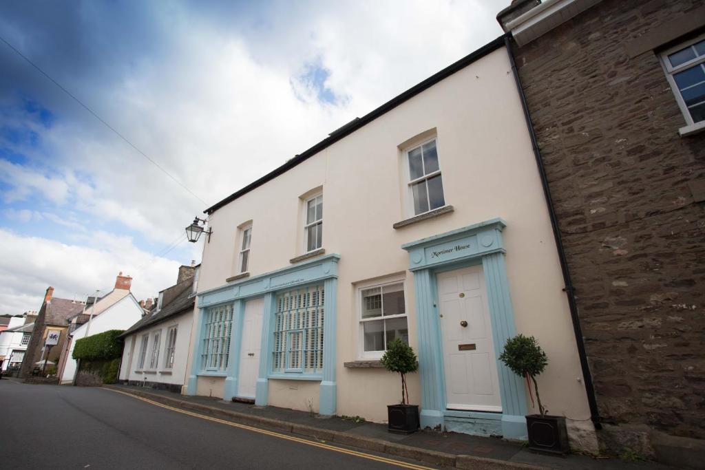 Mortimer House Crickhowell