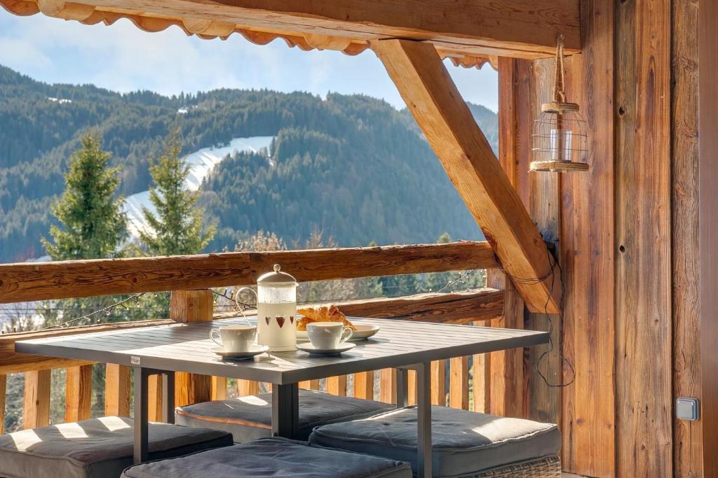 Chalet Abeille 12 Guests • Hot Tub • Free Ski Bus - 5