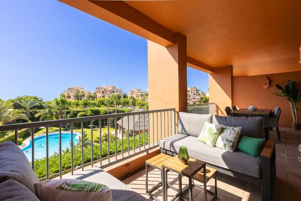 Cozy living space near scenic golf greens! - 3