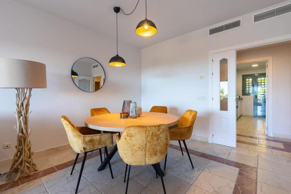 Cozy living space near scenic golf greens! - 4