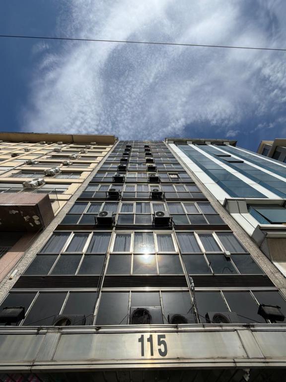 Lima suites departamento a 200 mts del obelisco y cerca de Av De Mayo, EDIFICIO CON CAPACIDAD PARA CONTINGENTE - 2
