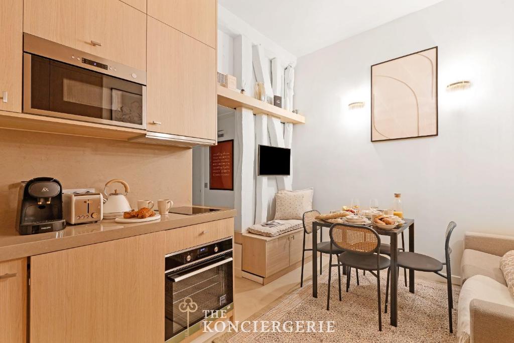Adresse d'Exception - Rue Monge﻿ Paris 5e - 2