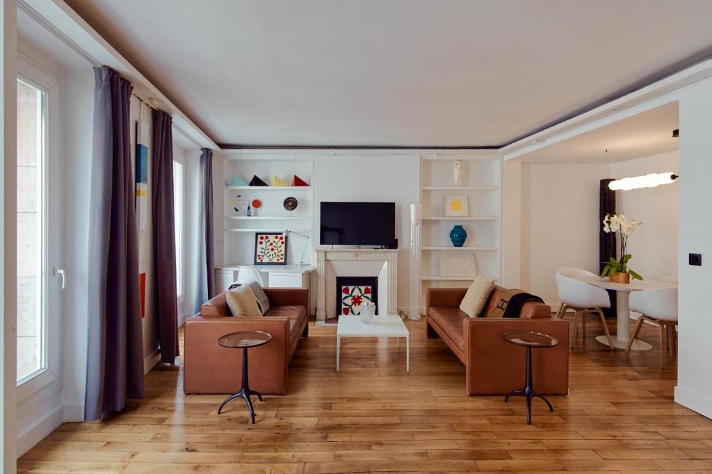 Appartement élégant en plein centre de Paris - 1