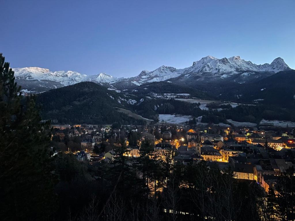 Appart 5 personnes, Barcelonnette, Lac serre-ponçon, vallée Ubaye - 5