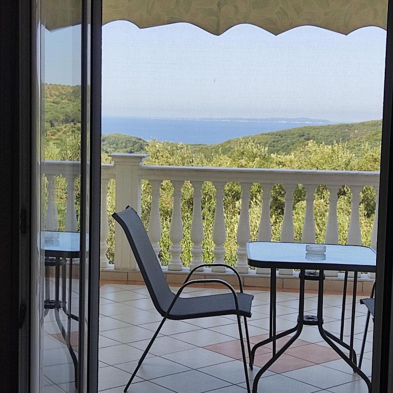 Exterior view, Nikolaou Thomas House in Parga