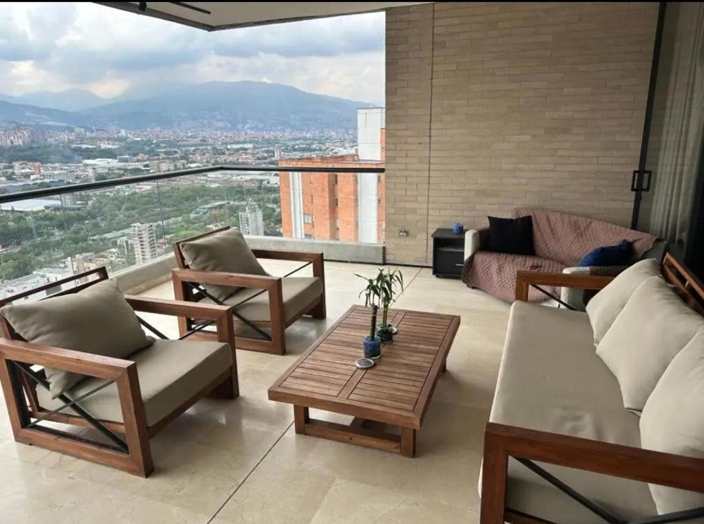 Medellín Skyview penthouse - 3