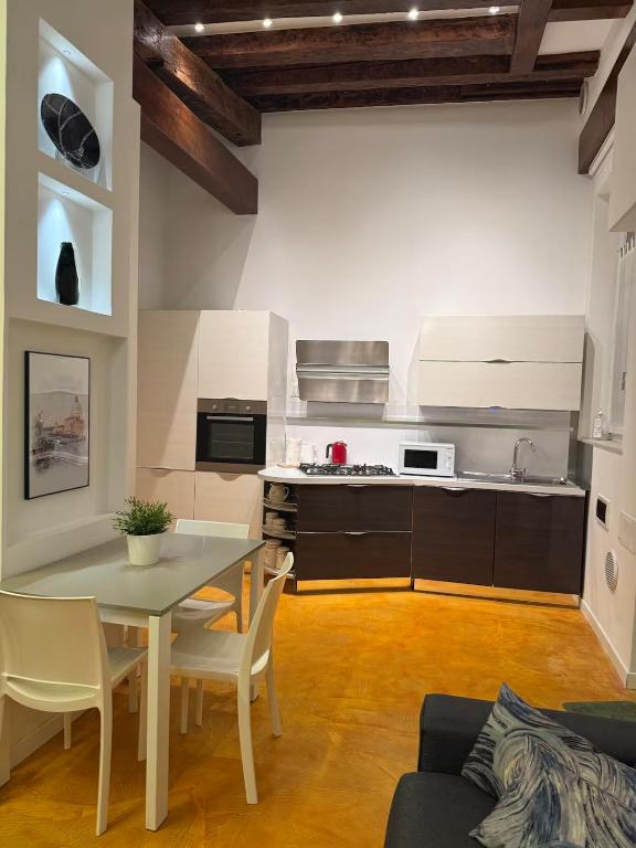 Ca' Vittoria Serene Home - Heart of Venice - 2
