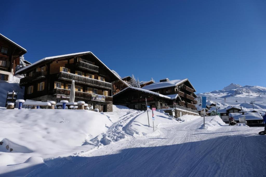 Hotel Alpfrieden - 4