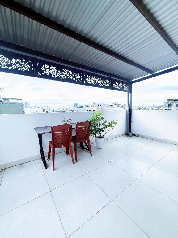 Salux Hotel And Apartment