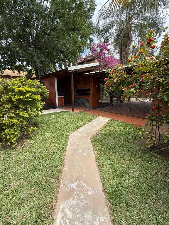 Casaquinta con Pileta a Zona preferencial - 2