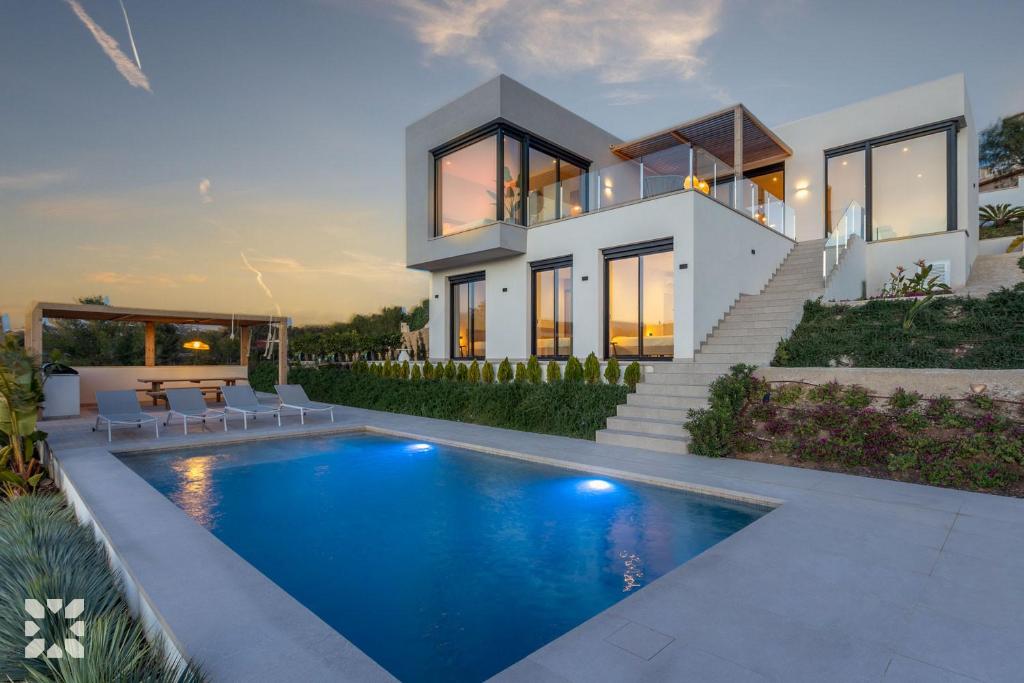 Villa Casanova Beach by Abahana Villas - 1