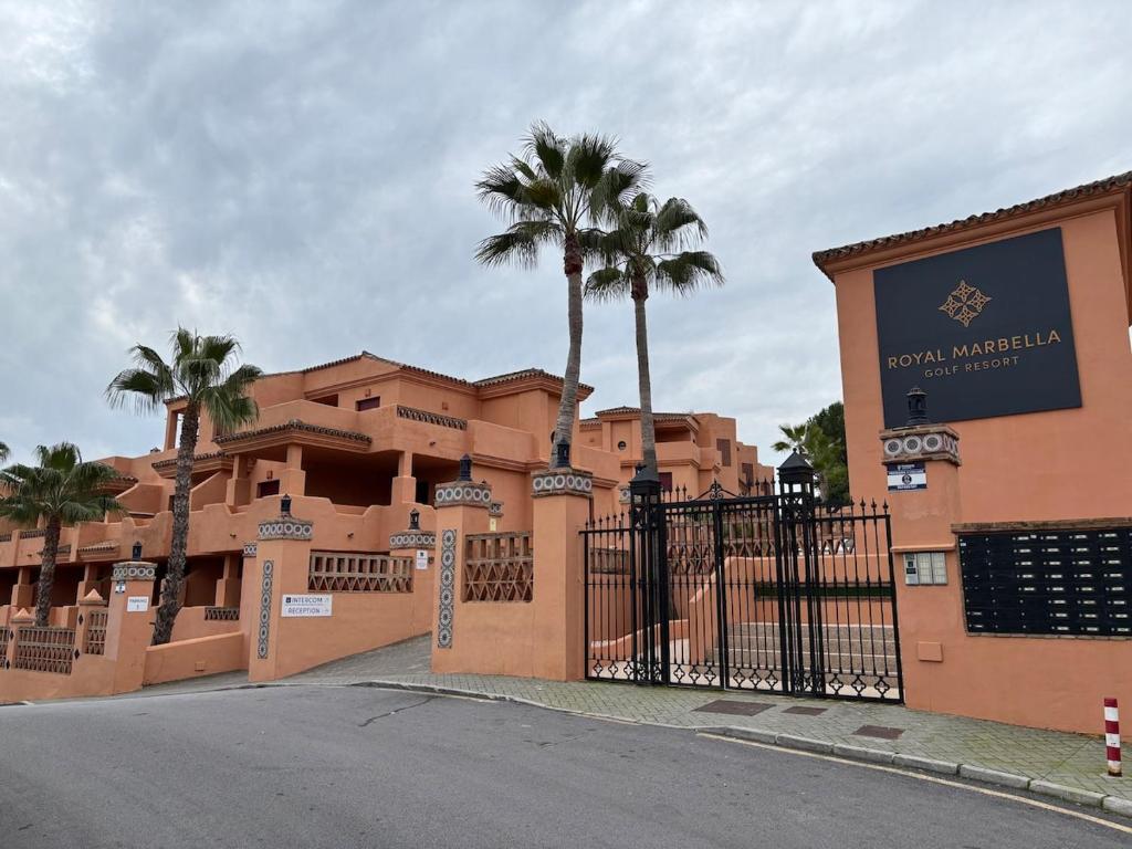 El Paraiso Golf, Marbella - Zest Holiday Lettings - 1