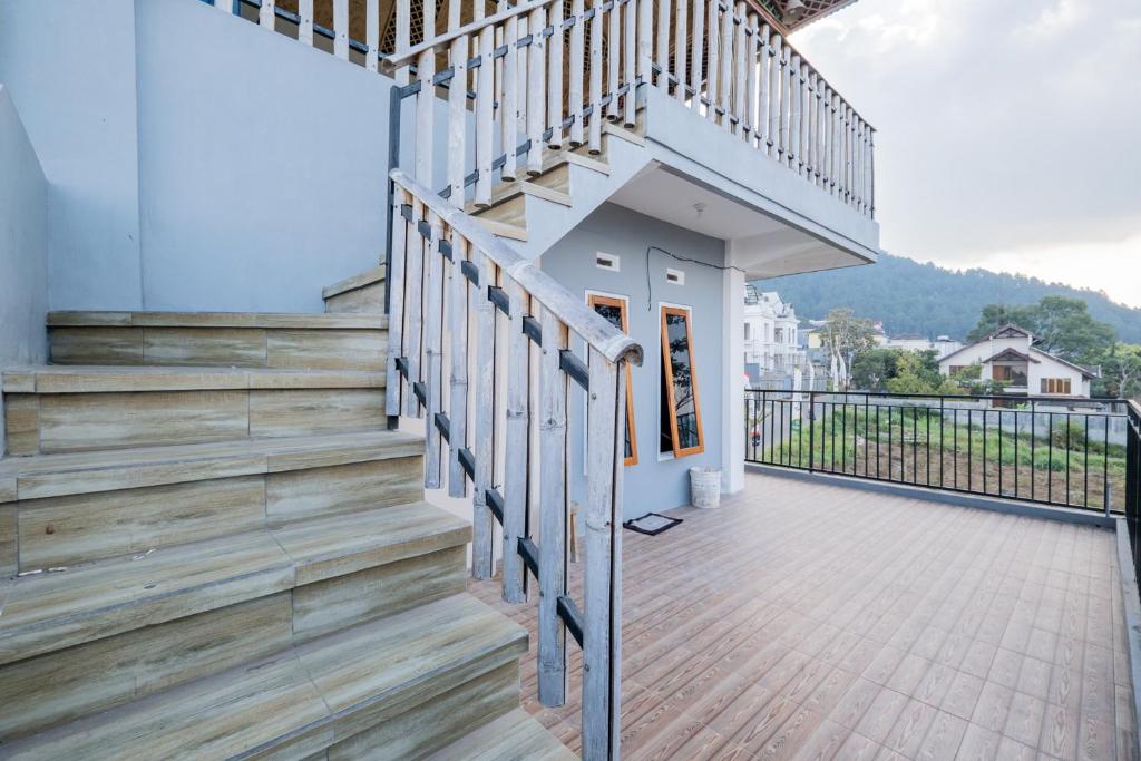 RedDoorz @ Omahku Guest House Batu