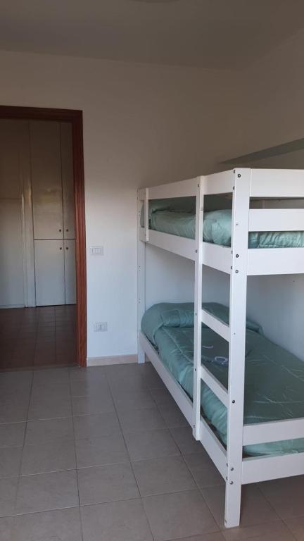 HOUSE ROMA SETTEBAGNI via salaria 1368 - ROMA - 5