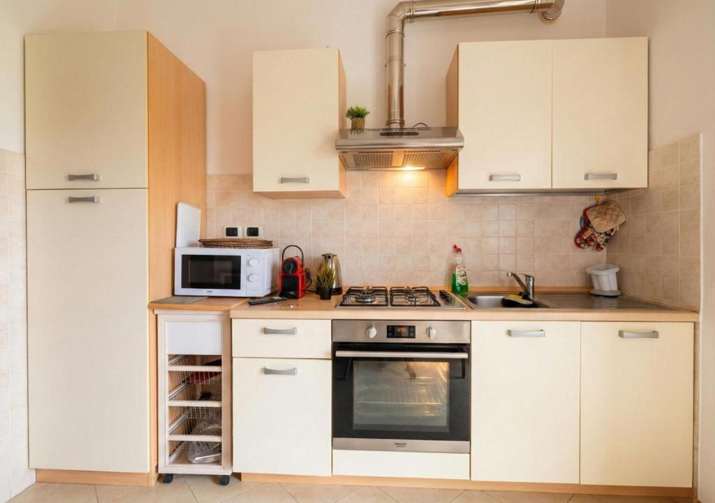 Cleos Home con Giardino Privato - 5