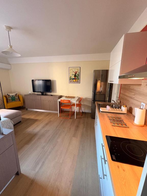 Le Tassigny #Central #Quiet #Air conditioning #Wifi - 4