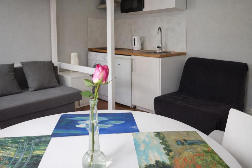 Bright Guest Suite by Place de la Bastille Marais - 3