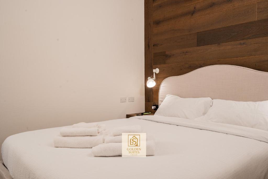 GoldenSuitesItaly Piazza Duomo Luxury Apartment 3 - 5