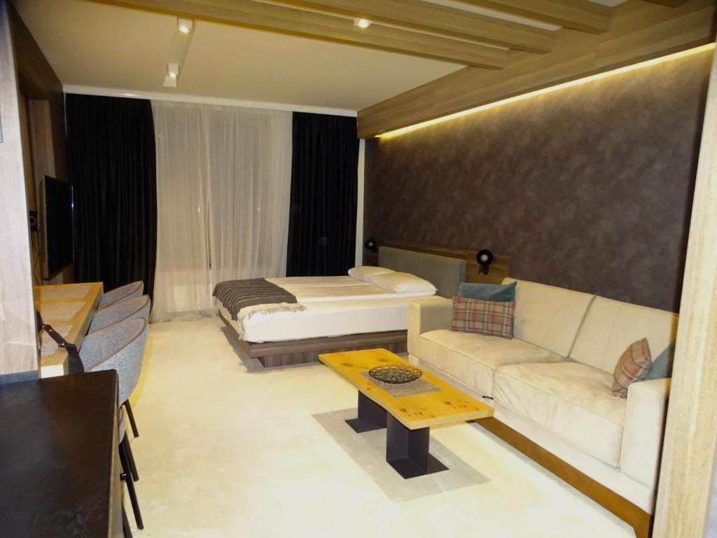 Woodside Kopaonik 212 - 3