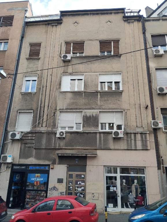 City Center Suites, Two Connected Apartments, 10 Guests - 2