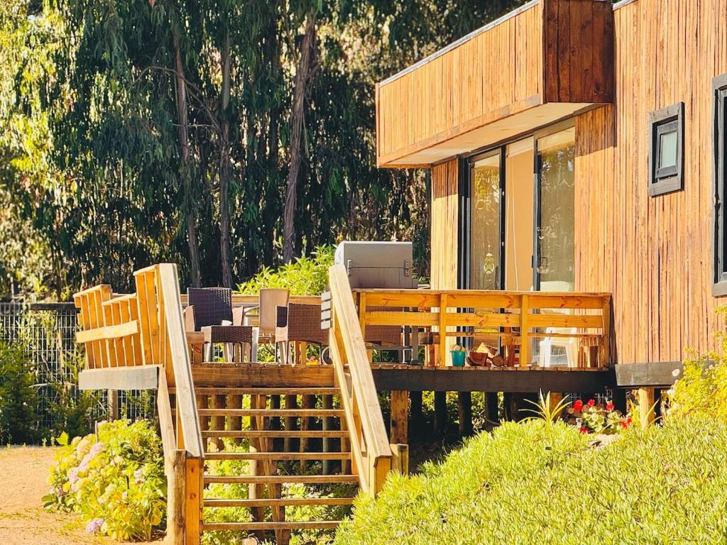 Cabin with Ocean View and Private Access to Rocks - 2