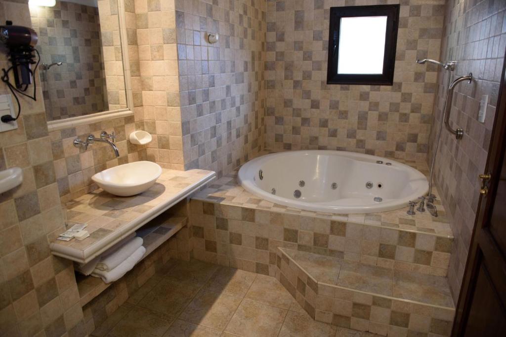 Hotel Selva Montana - 5