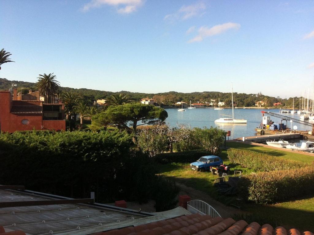 Charmant T3 avec grande terrasse vue port et mer - 3