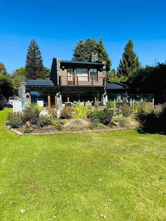 Vive Bariloche - Casas Departamentos - 3