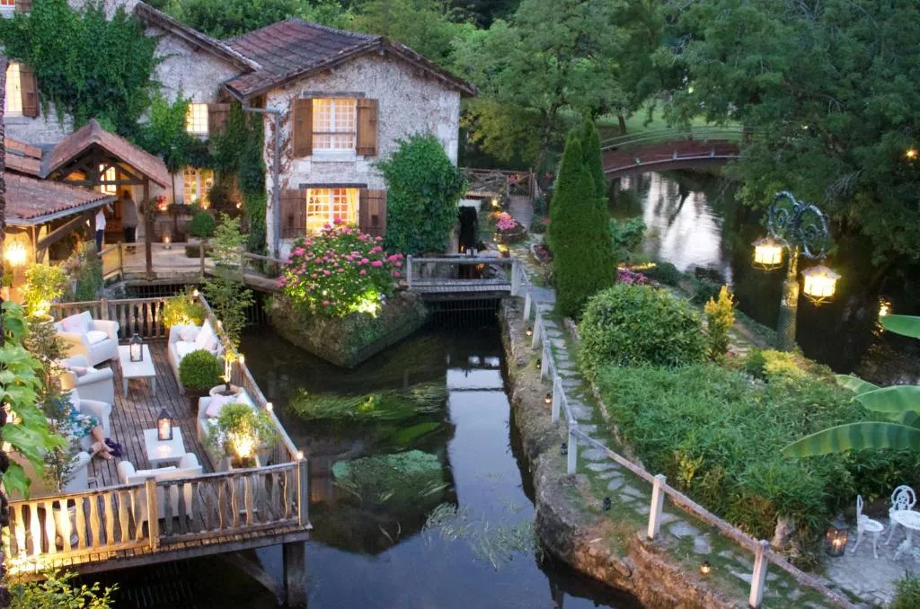 Le Moulin du Roc，位于布朗托姆的酒店