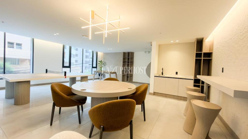 Cozy Studio in Luxury Building La Carolina - 3