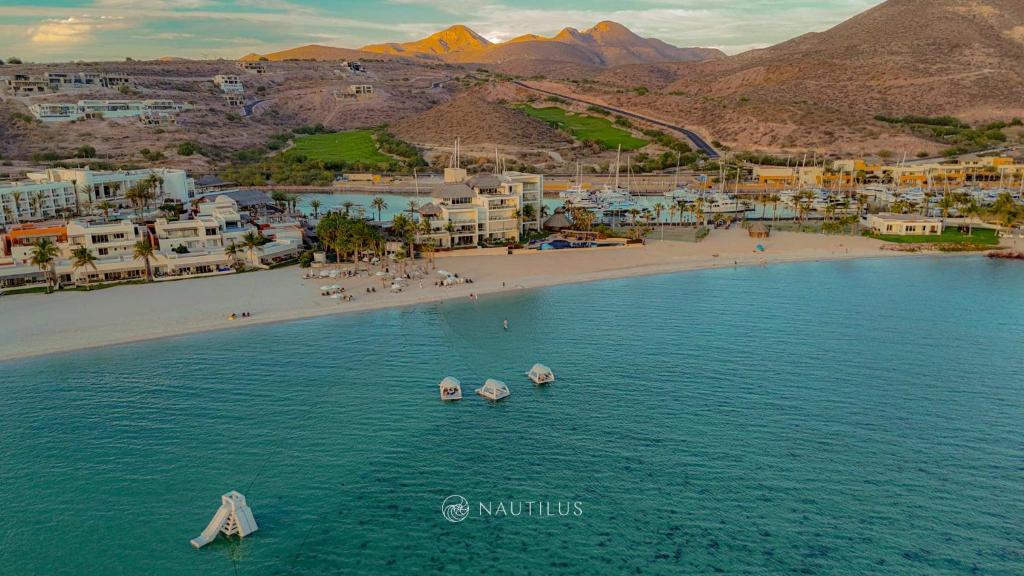 Oceanfront Villa Nautilus with Beach Club Access - 1