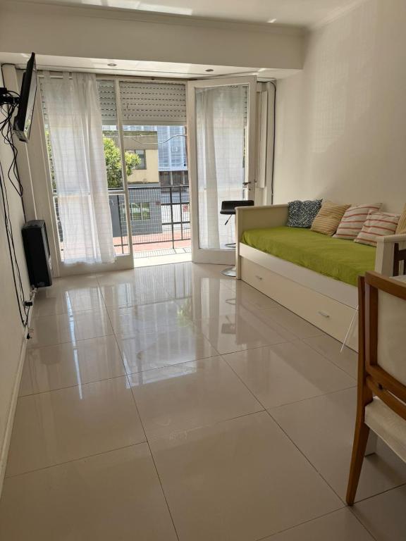 Departamento 2 ambientes Zona Shopping Aldrey - 4 personas - 1