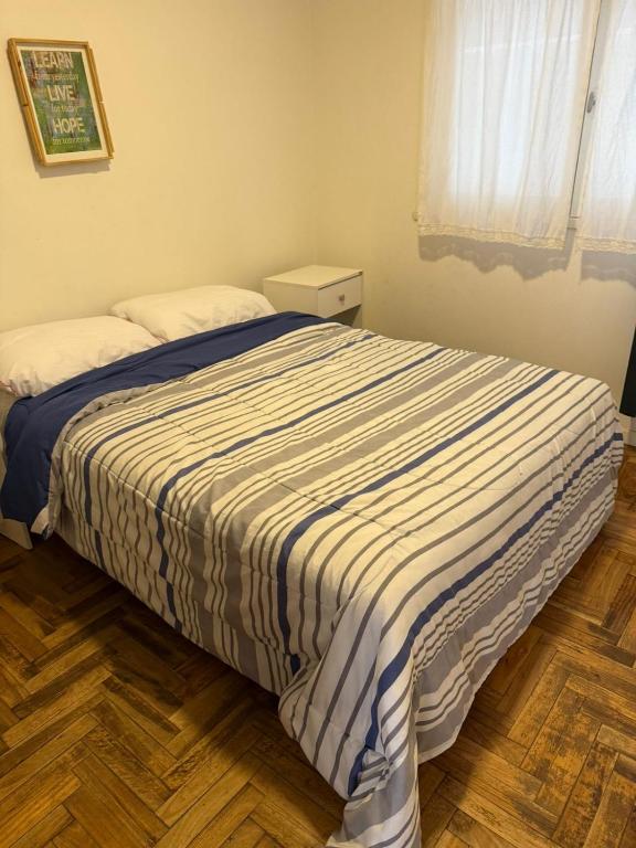 Departamento 2 ambientes Zona Shopping Aldrey - 4 personas - 5