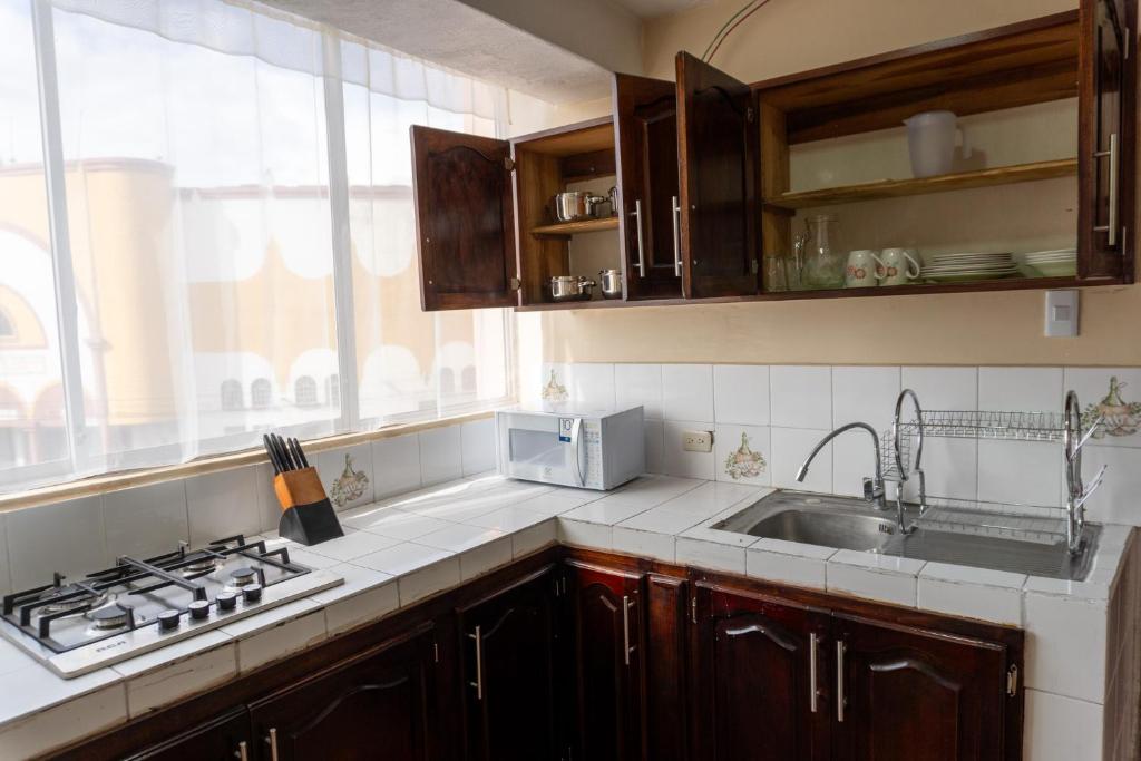 Cómodo y moderno departamento en el centro de Riobamba - 2