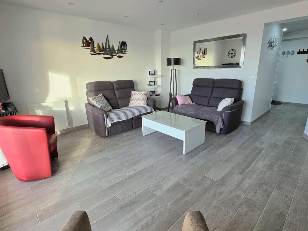 Magnifique T3 en Front de Mer à Wimereux avec Balcon et Wifi - FR-1-675-55 - 5