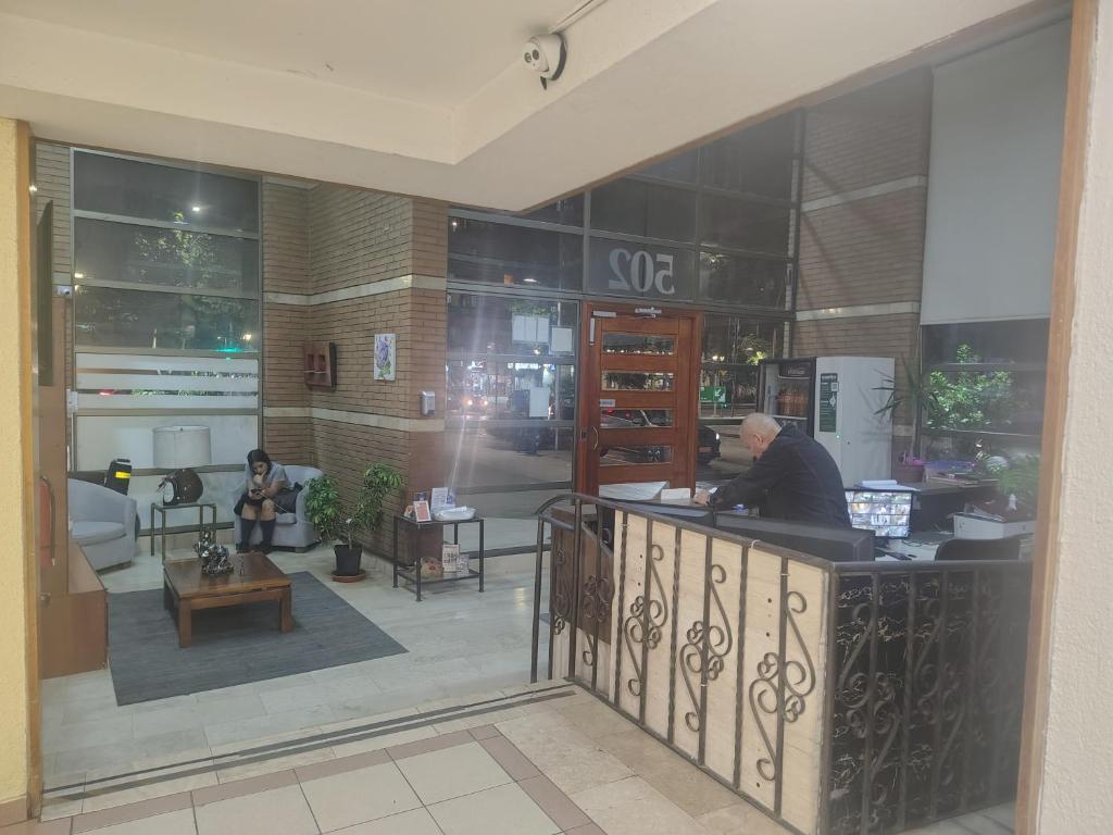 Departamento Completo, Con Estacionamiento! - 2
