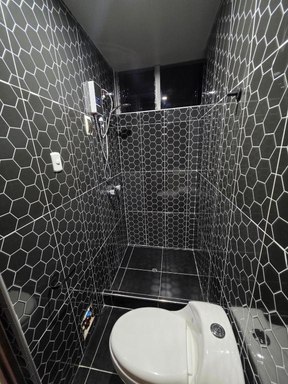 Brand New Modern and Spacious 3-Bedroom Apartment - 5