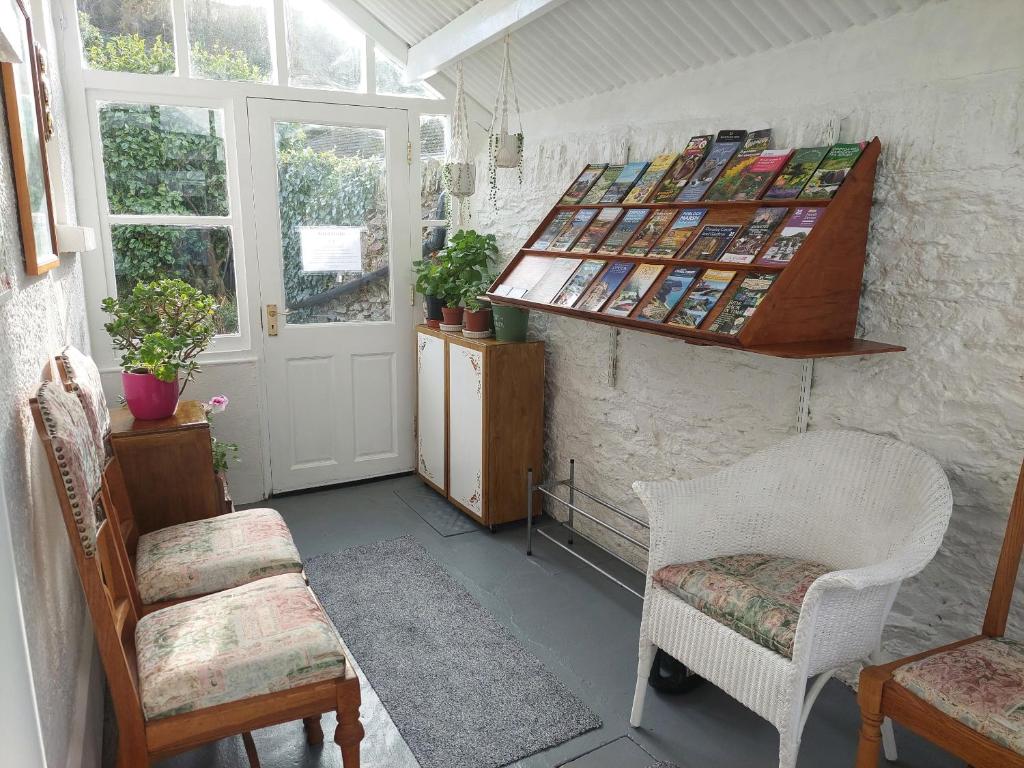 フロント・ロビー