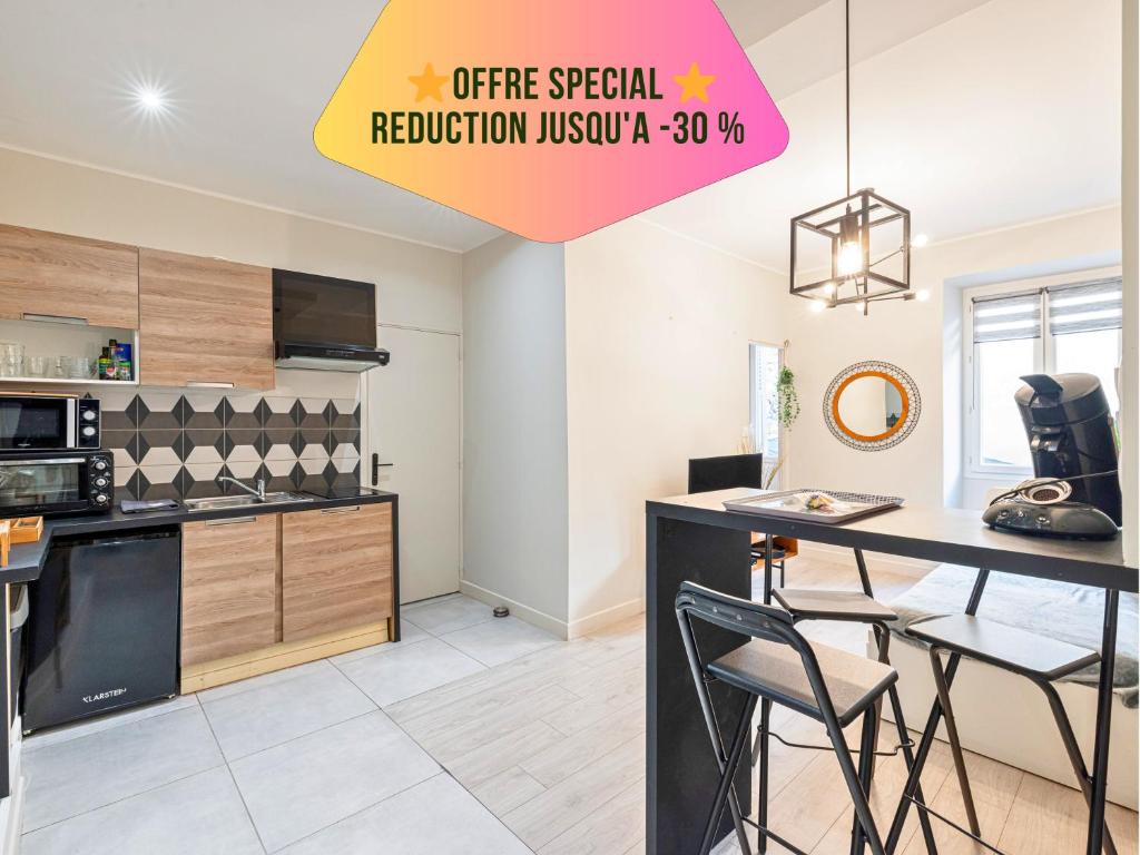 Le GRAND JEAN - CENTRAL PRES GARE ET TRAM - supermarchés - WIFI - 3 Person - 1