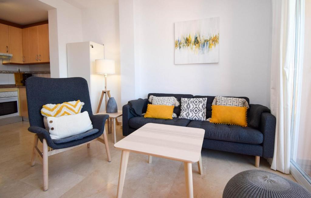 Apartment with mountain views close to Fuengirola Beach and castle - 5