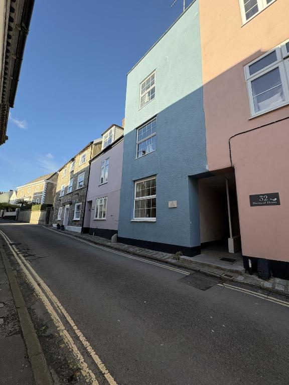 Teal House exterior — pet-friendly cottage in Lyme Regis