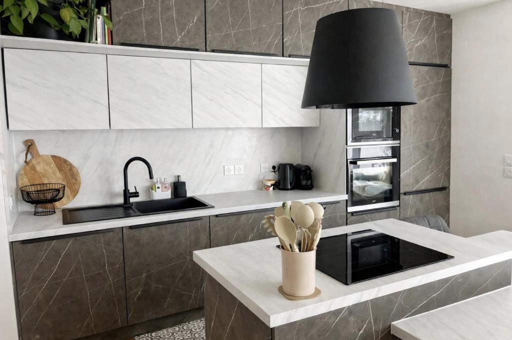 Appartement moderne et spacieux 2 chambres, parking privé - 5