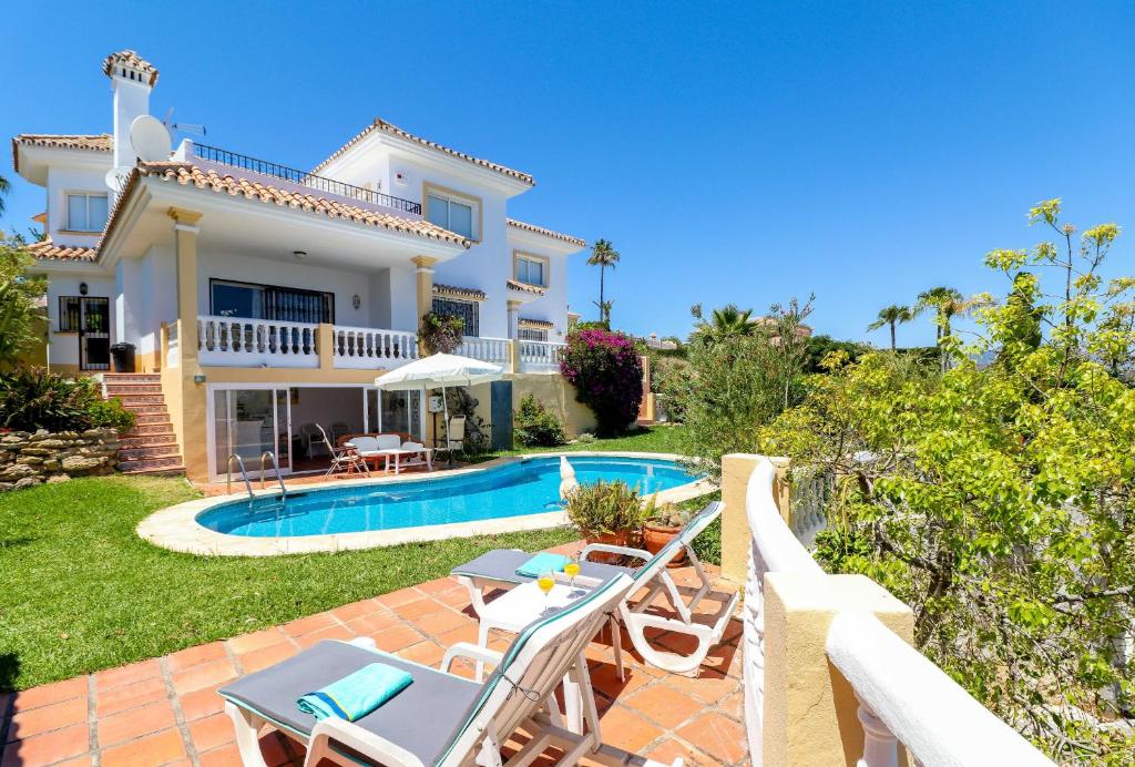 La Cala villa with pool and sea views - 5