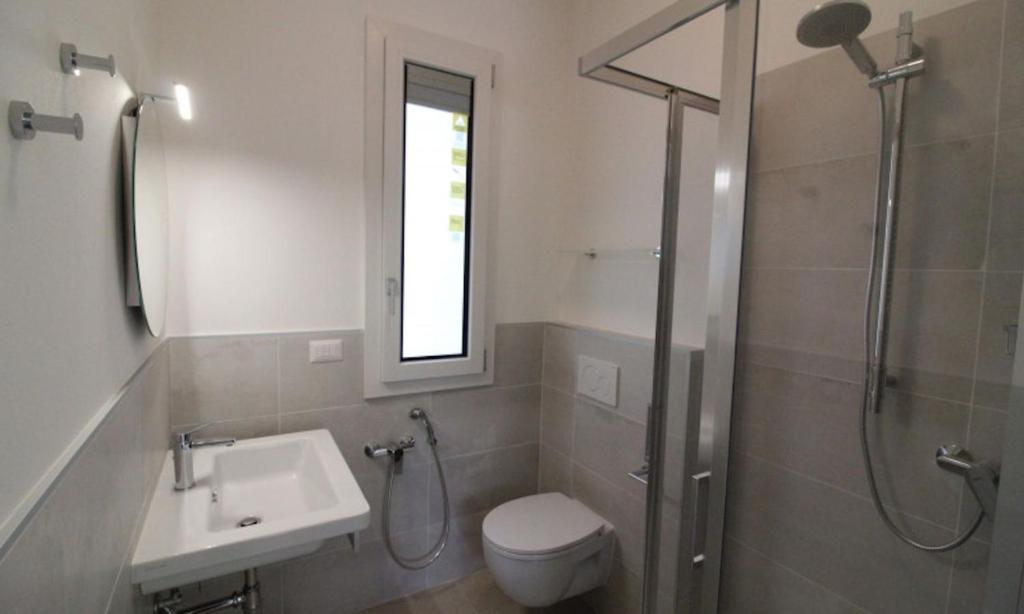 Bright villa with garden in Lignano Pineta - 5