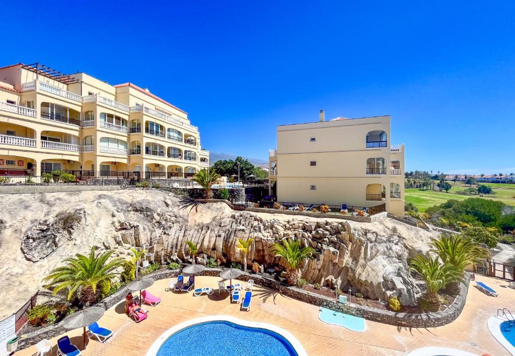 Seaviews Apartment with Heated Pool Golf Del Sur OG250 - 1