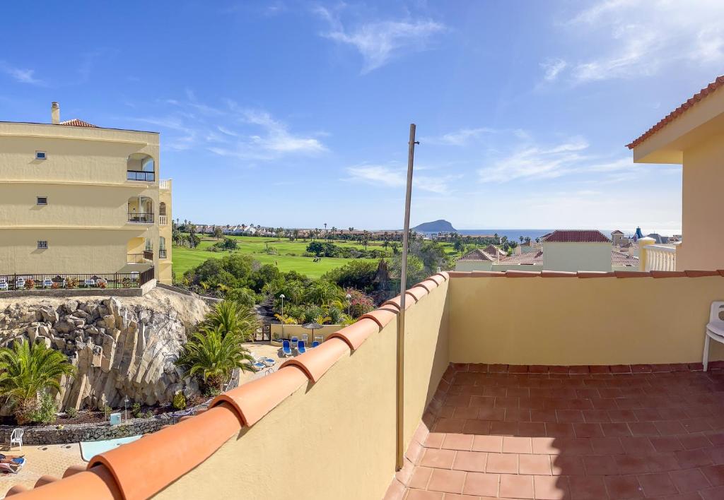 Seaviews Apartment with Heated Pool Golf Del Sur OG250 - 5